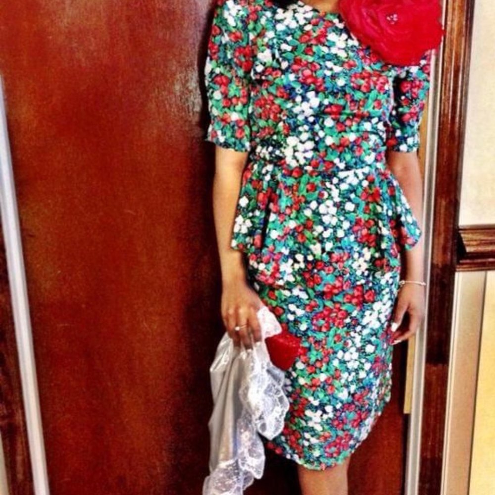 Vtg Floral Peplum Dress